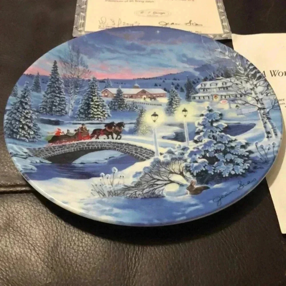 A world dressed in snow collectors‎ plate